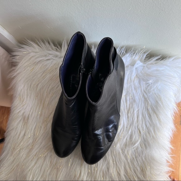 Vaneli black faux leather boots shoes size 9.5M - Picture 13 of 16